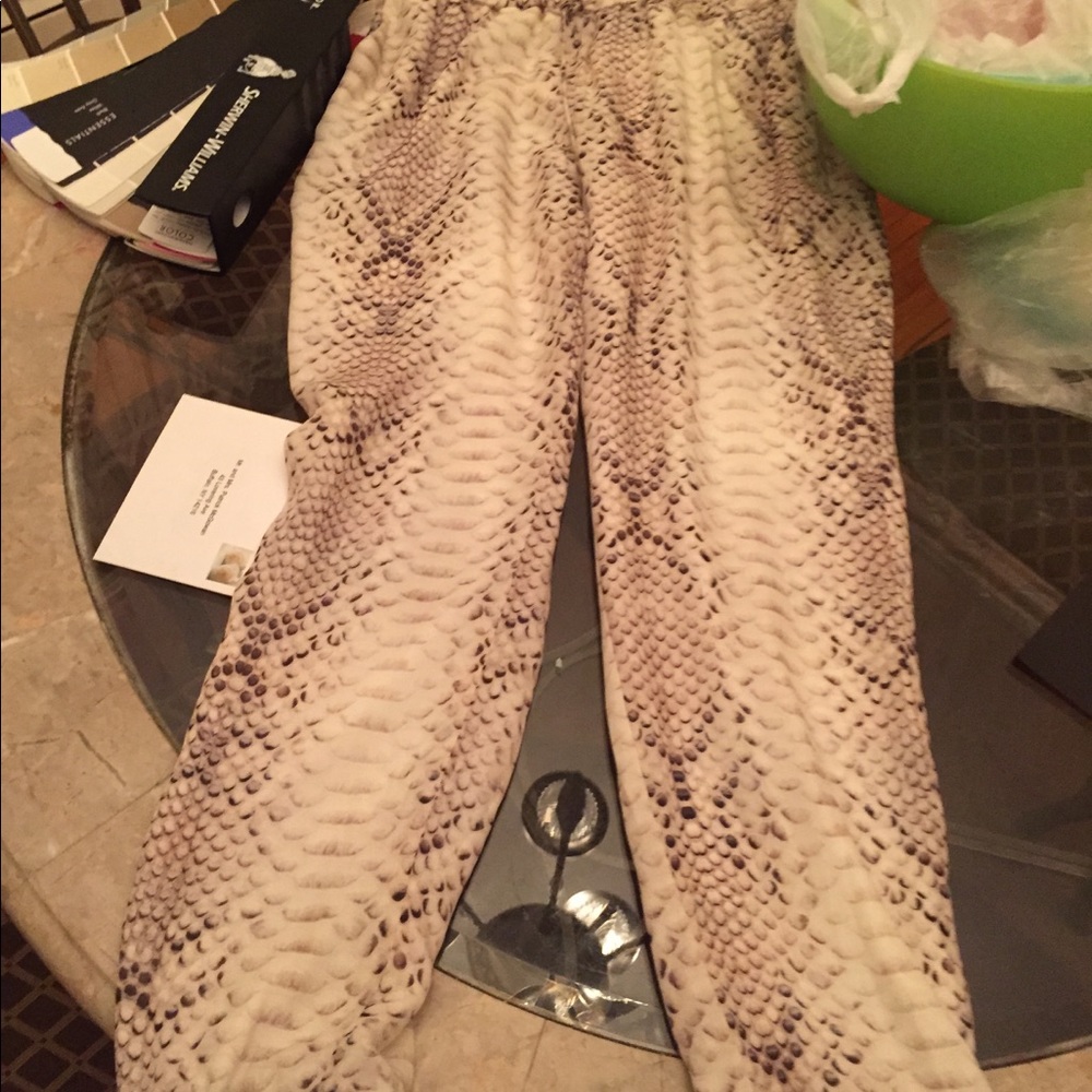 100% SILK DESIGNER SNAKE SKIN JOGGERS - Picture 2 of 5